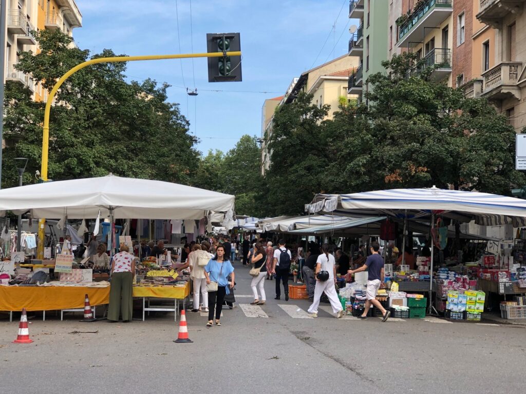 Markt Shopping in Mailand