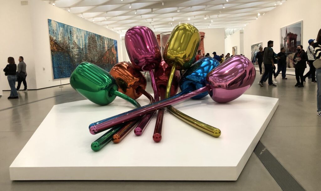 Skulptur von Jeff Koons im Broad Museum Los Angeles